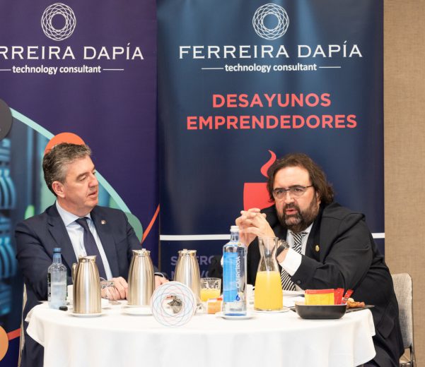 Desayuno emprendedor Mario Barcenilla de Arias Infraestructuras