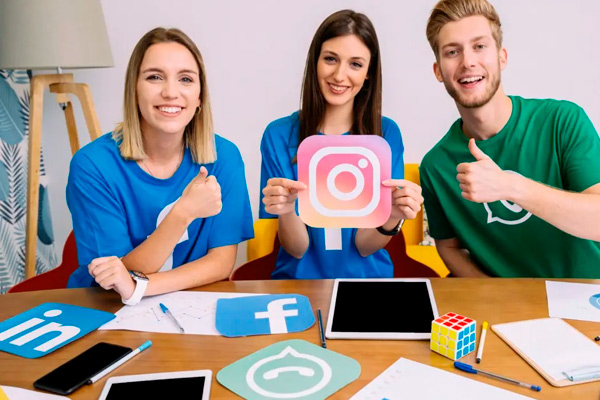 la generación de los hijos de la escasez y la generación de cristal