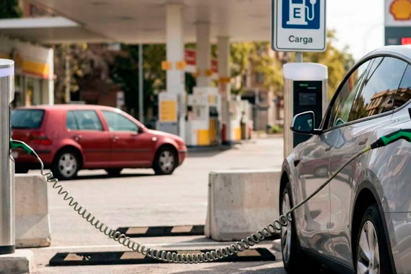 Electrófobos, los negacionistas del vehículo etéctricos